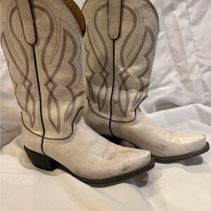 White Western Cowboy Boots